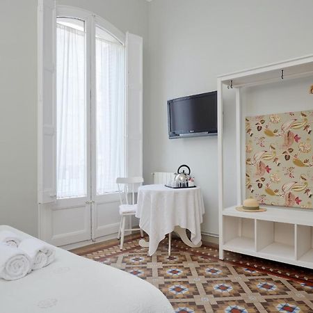 Hostal Poblenou บาร์เซโลนา ภายนอก รูปภาพ