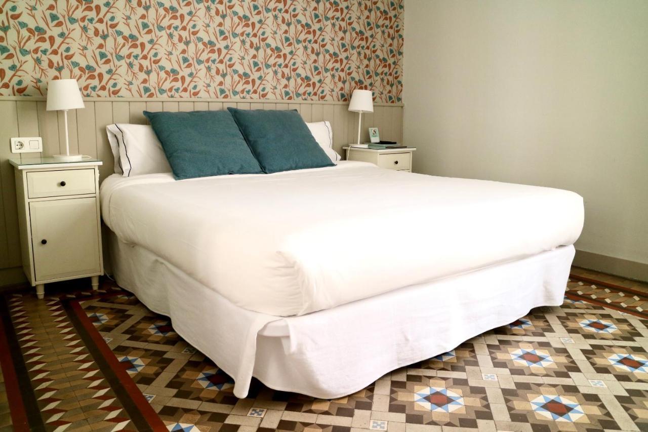 Hostal Poblenou บาร์เซโลนา ภายนอก รูปภาพ
